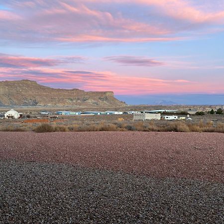 Page Arizona Border Town- Crimson Suite, Desert Canyon Getaway With Views Біґ-Вотер Екстер'єр фото
