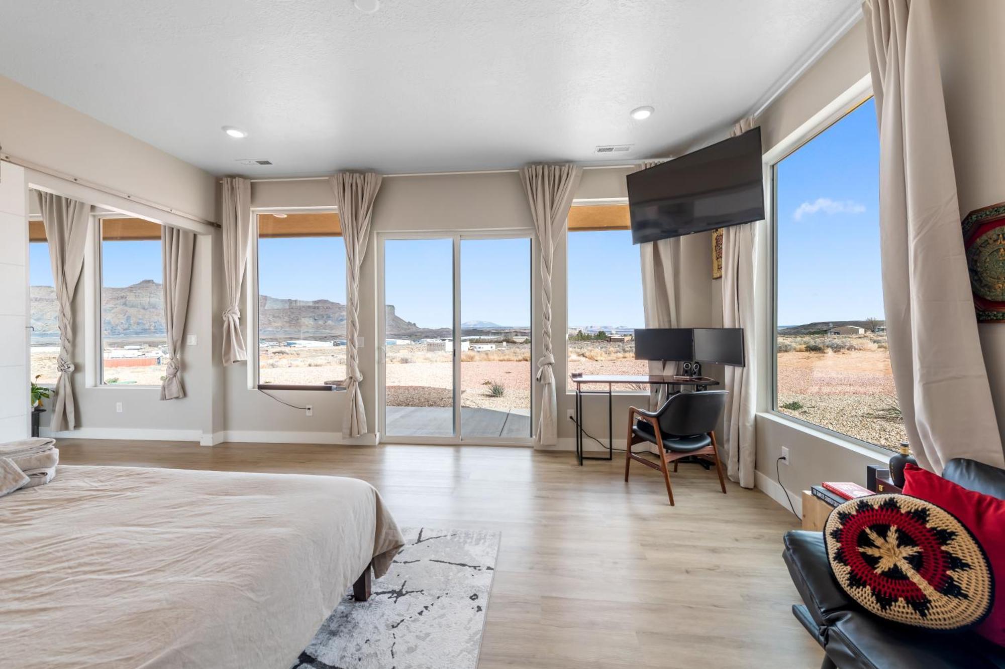 Page Arizona Border Town- Crimson Suite, Desert Canyon Getaway With Views Біґ-Вотер Екстер'єр фото